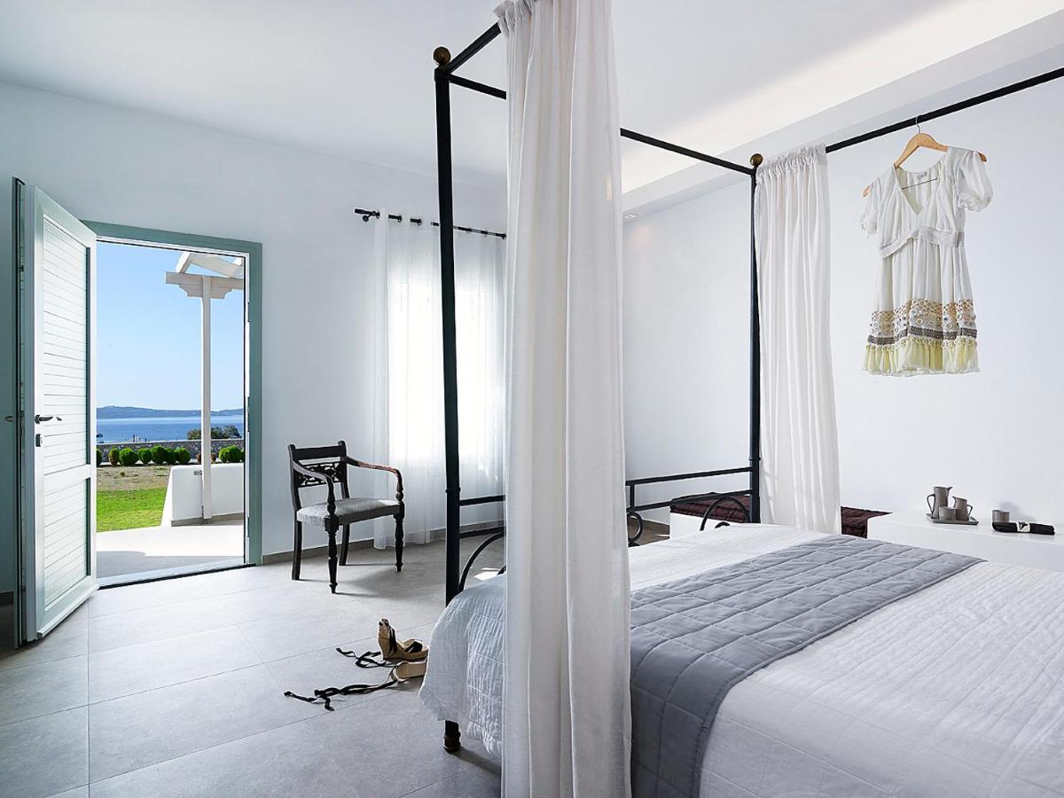 Santa Maria Luxury Suites & Spa Adamantas  Exterior photo