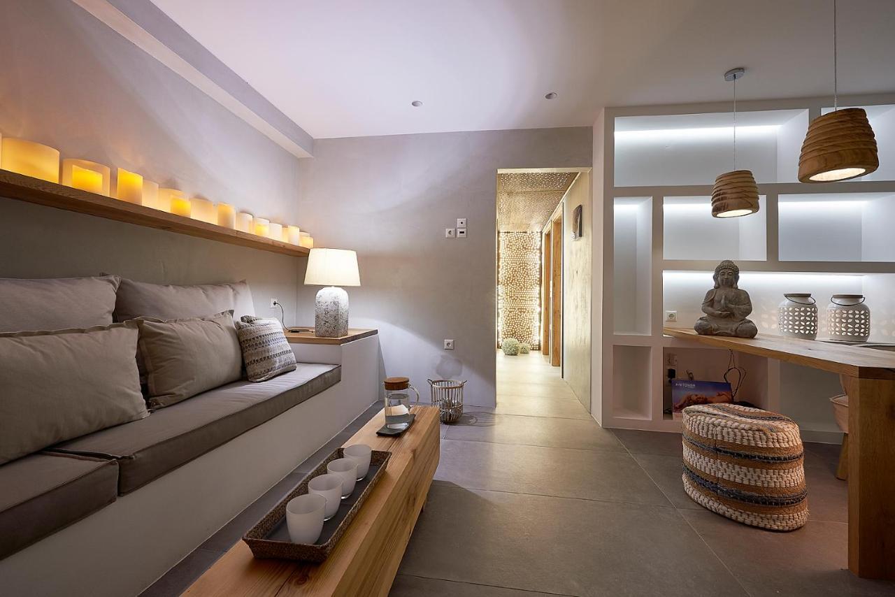 Santa Maria Luxury Suites & Spa Adamantas  Exterior photo
